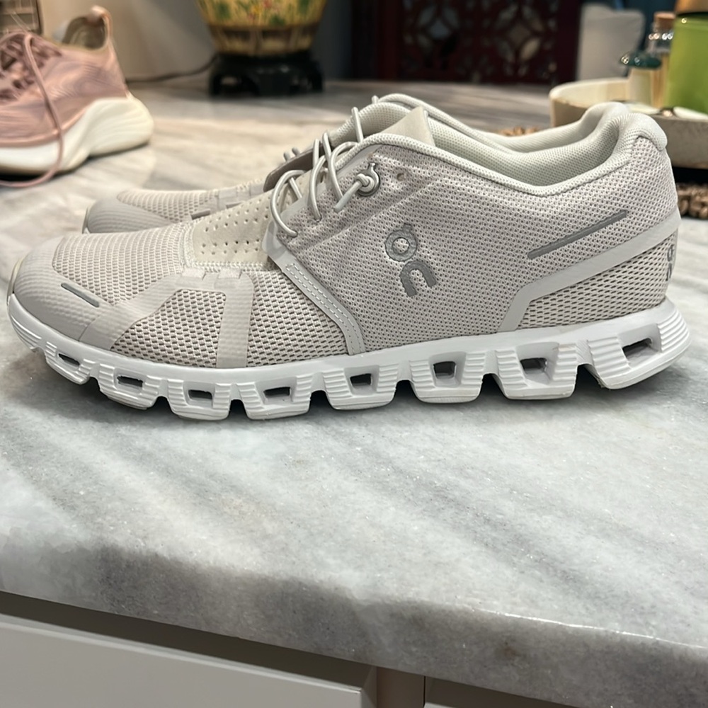On Running Women's Sneakers in Light Gray